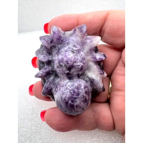 Lepidolite Spider Carving - Picture 5 of 8